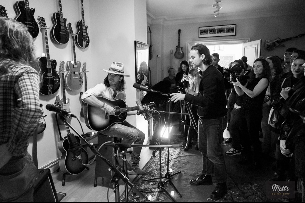 L’exposition Kaleo : concert privé et rétrospective exceptionnelle du Matt’s Guitar Shop
