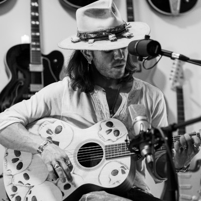 jj-julius-son-kaleo-biographie-01