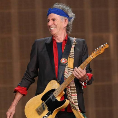 keith-richards-rolling-stones-biographie-01