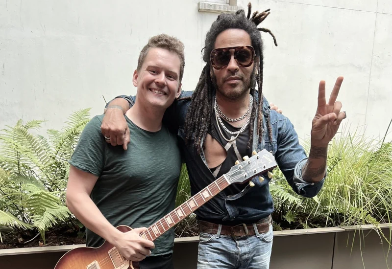 Yungblud au Matt's guitar shop