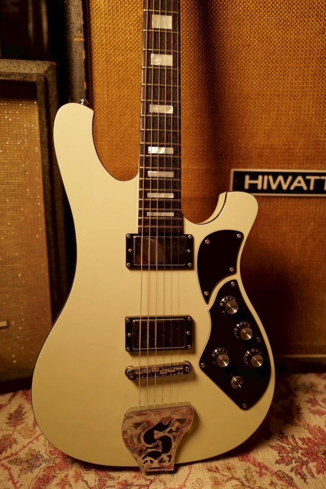 Schecter Diamond series 006 special ex The Cure – Image 3