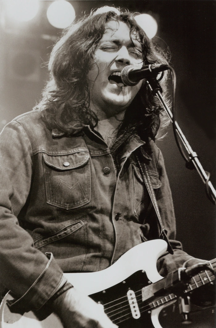Biografia di Rory Gallagher