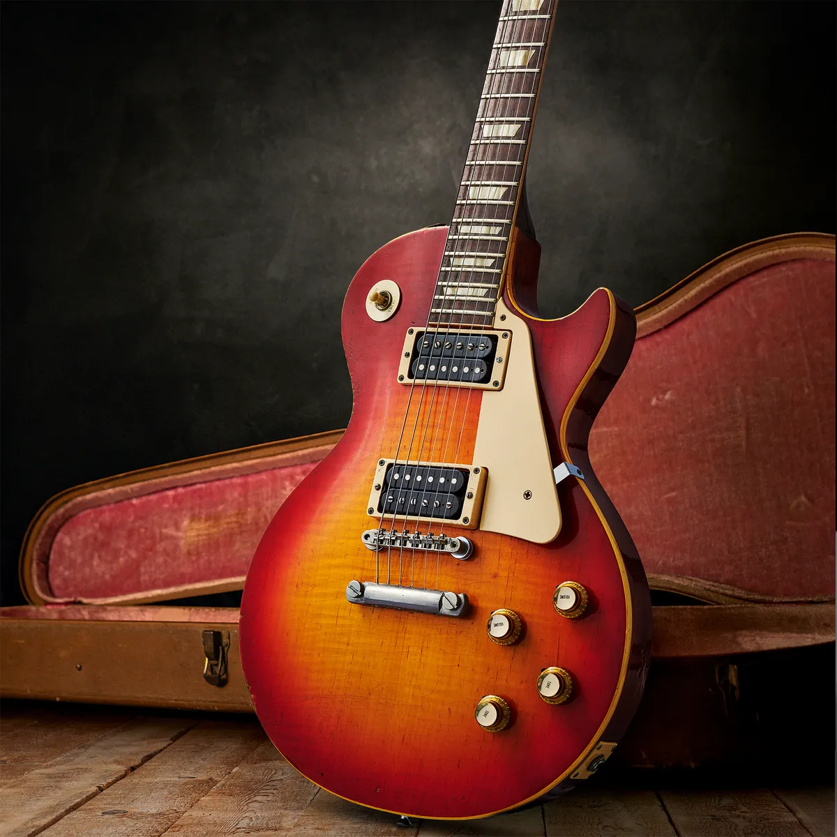 eric-claptons-summerburst-les-paul-02