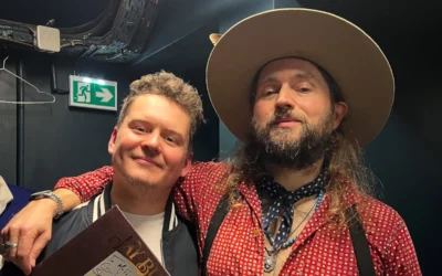 Une soirée unique à Paris avec Jay Buchanan : quand une guitare raconte une rencontre