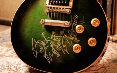 Une vraie guitare de scène : la Les Paul Anaconda personnelle de Slash est au Shop